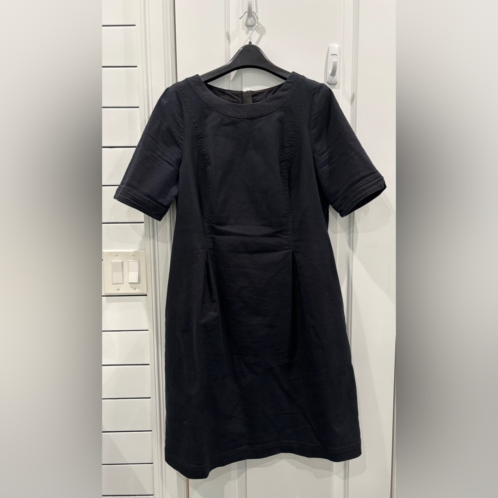 Boden Black Sheath Dress Short Sleeve Crew Neck